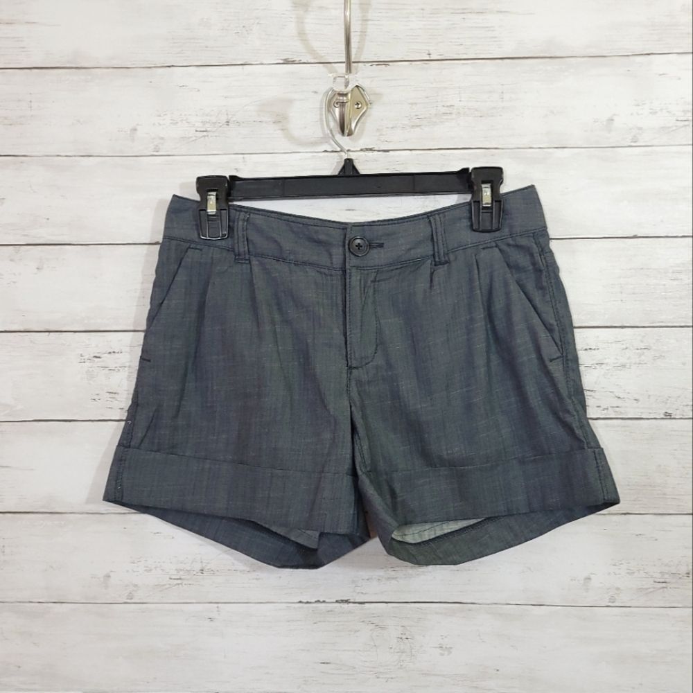 Banana Republic Factory Dark Wash Chambray Shorts Size 0 Petite
